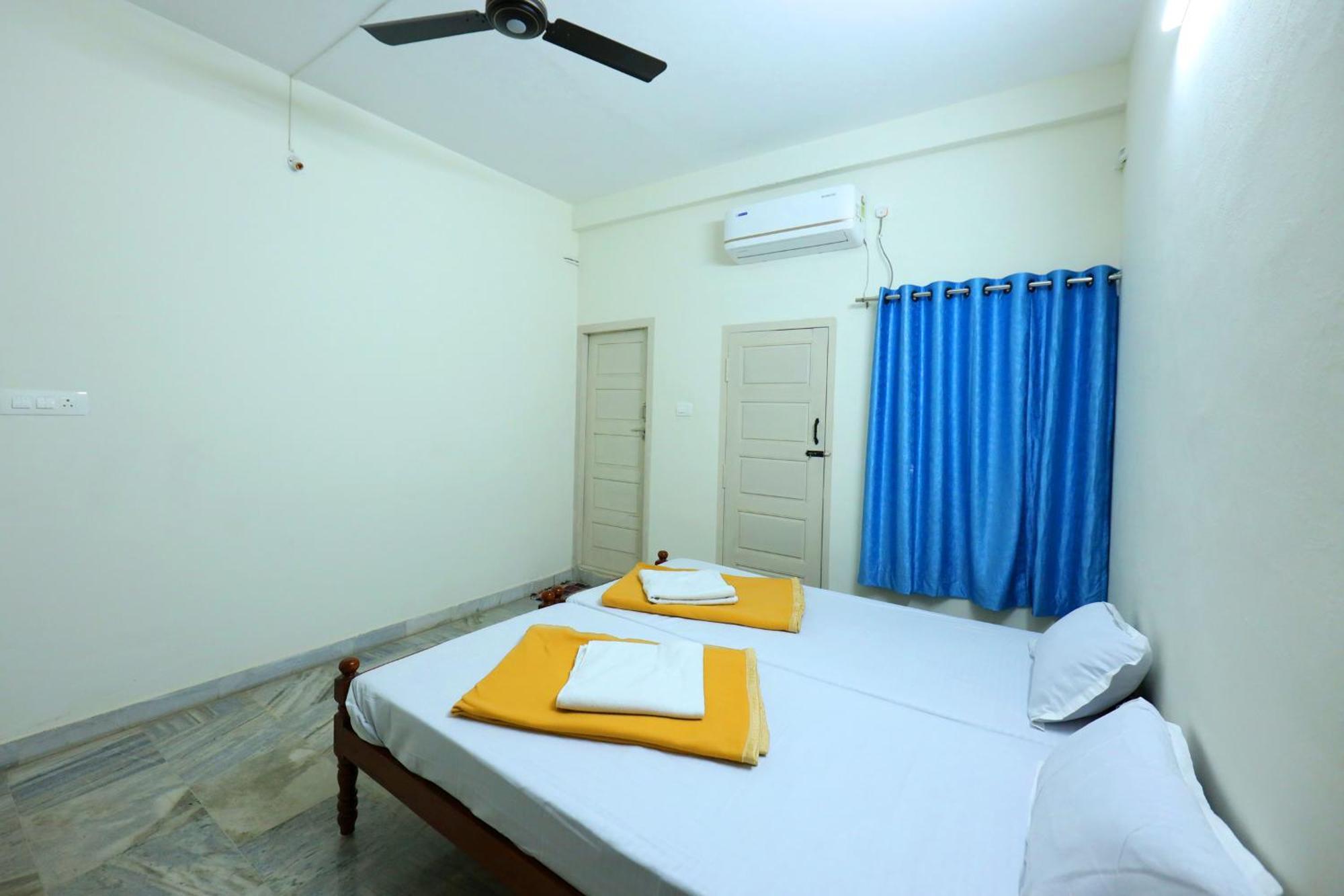 Hotel Temple View Residency Chottanikara Exterior foto
