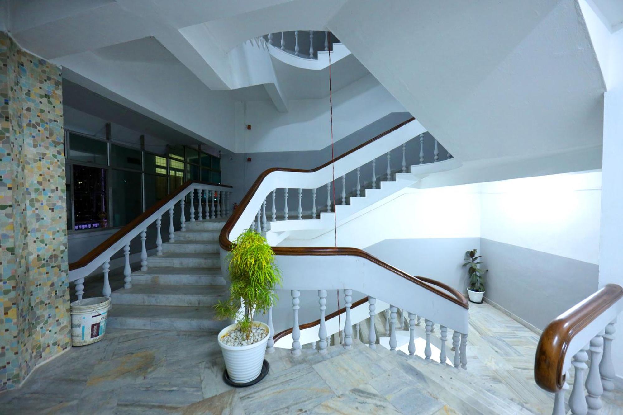 Hotel Temple View Residency Chottanikara Exterior foto