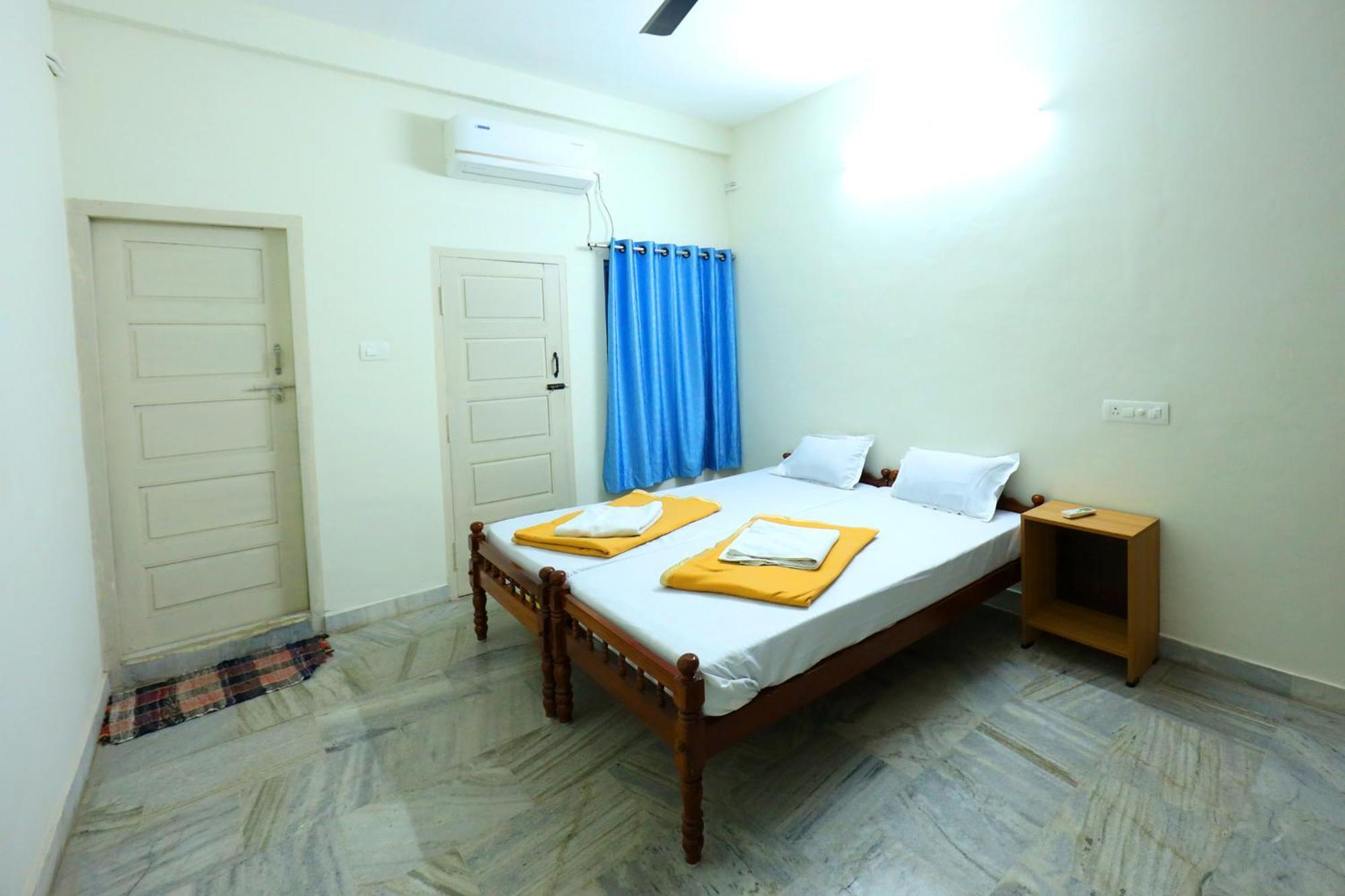 Hotel Temple View Residency Chottanikara Exterior foto